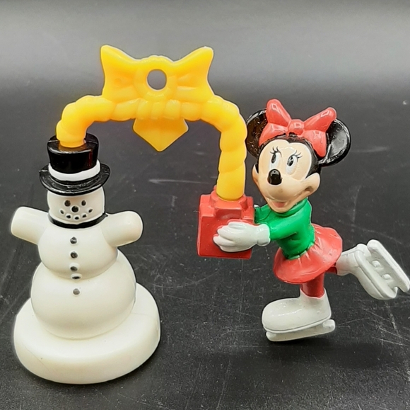 RARE Disney Nestle Christmas Mickey and Minnie Mouse and Goofy Plastic Ornament - Picture 6 of 7